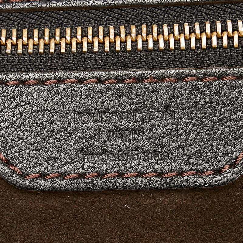 In LVoe with Louis Vuitton: Louis Vuitton Mahina XL