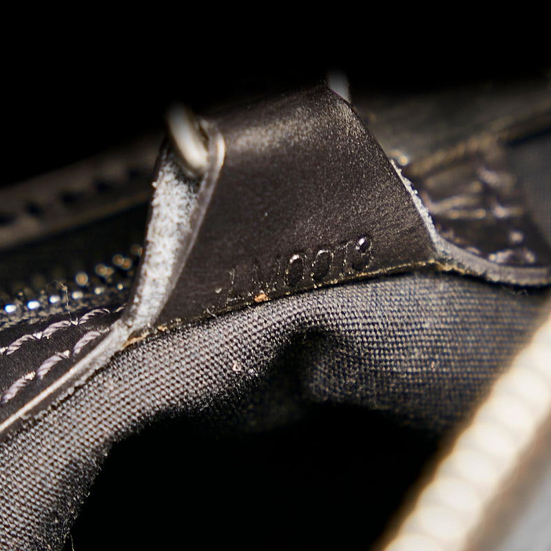 Louis Vuitton Mat Stockton Handbag Monogram Vernis Gray 2381261