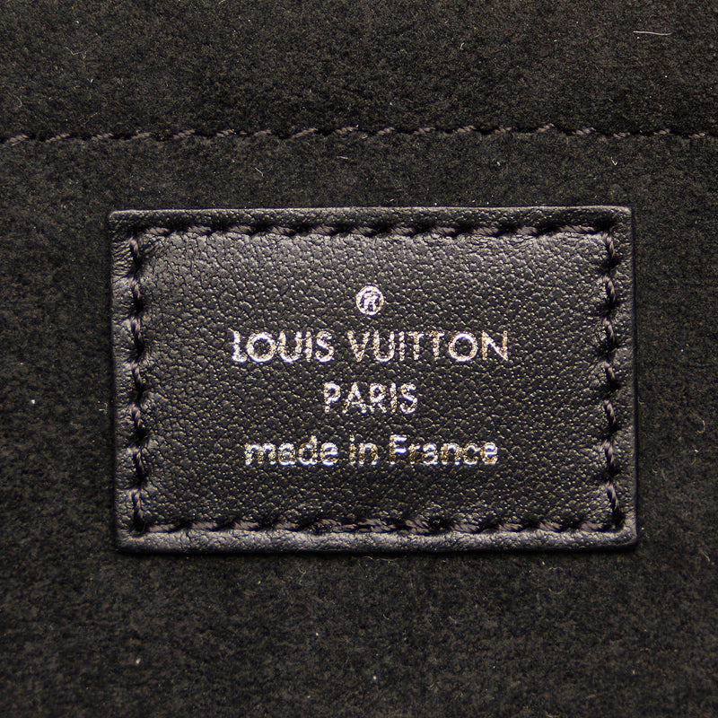 Louis Vuitton Monogram Canvas Padlock on Strap (SHF-22456) – LuxeDH