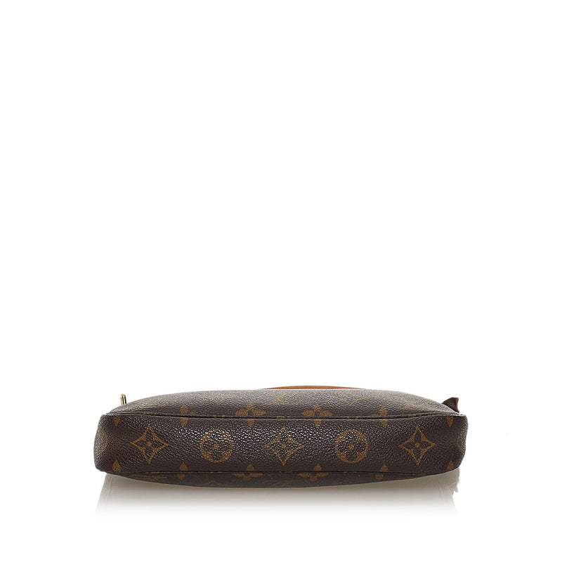 Louis Vuitton Monogram Pochette Accessoires (SHG-32912)