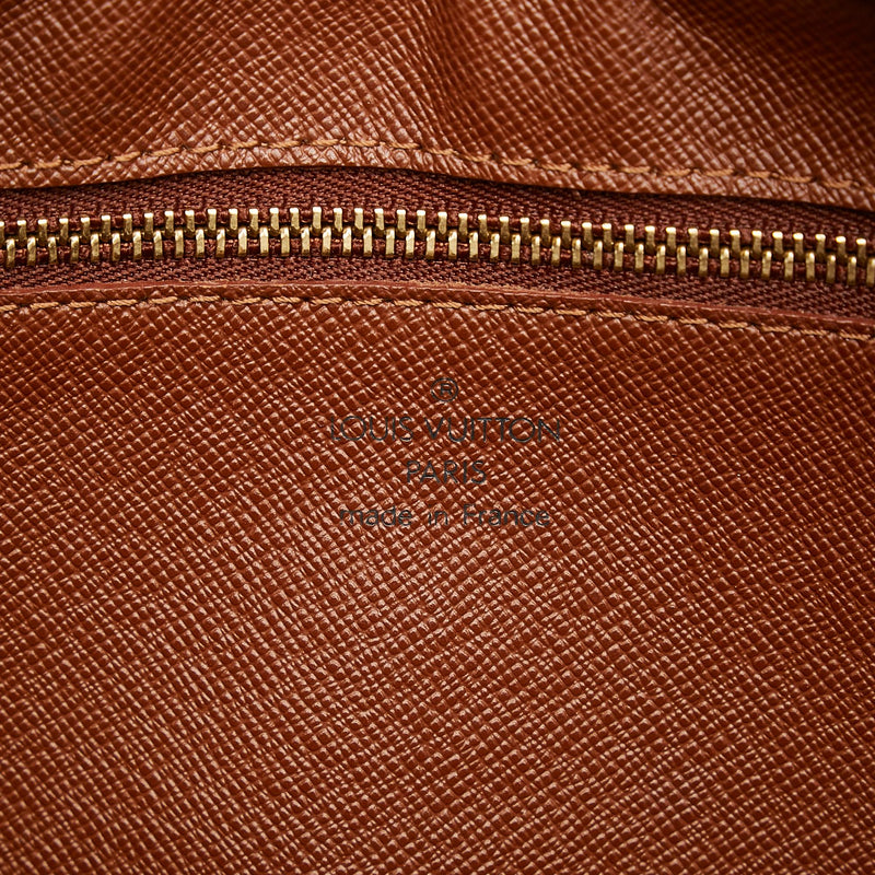 Louis Vuitton Monogram Trocadero 27 (SHG-tAfcRc) – LuxeDH