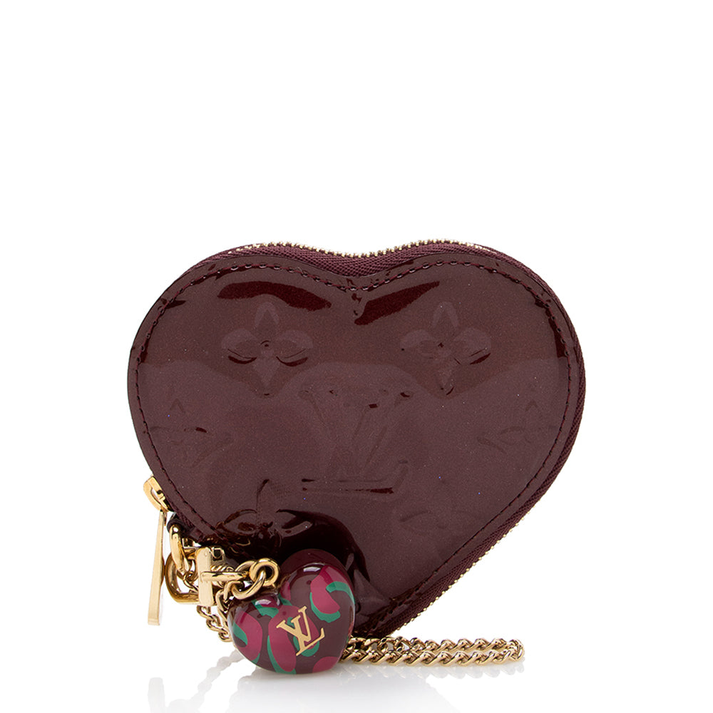 100% Authentic Louis Vuitton Vernis Red Heart Coin Purse – Old