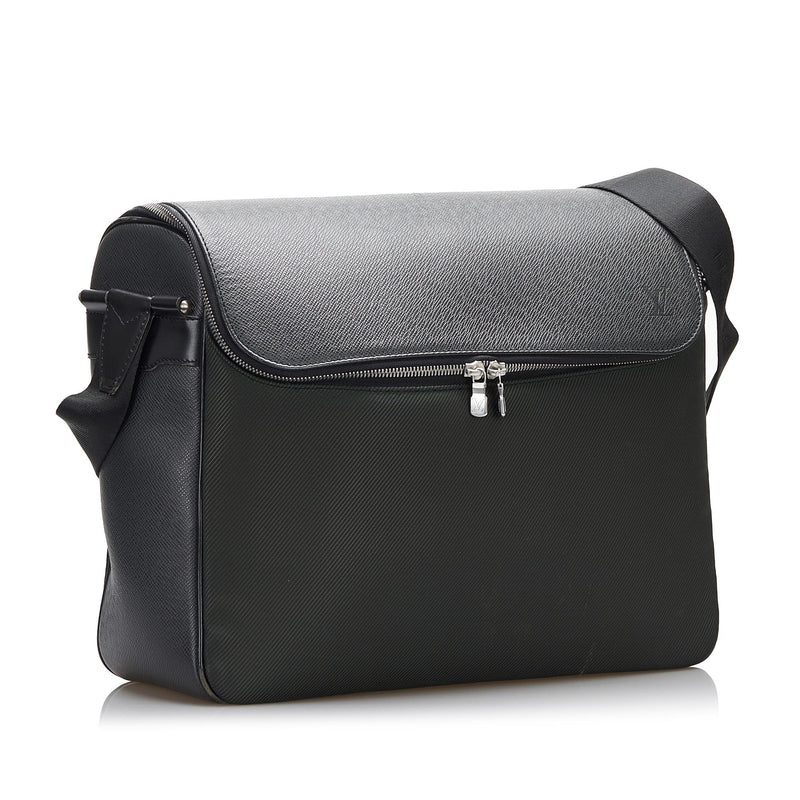 Louis Vuitton Taiga Taimyr Messenger Bag - Black Messenger Bags