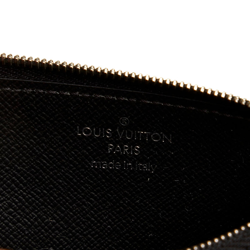 Louis Vuitton Monogram Taigarama Pochette Voyage mm (SHG-QQPlSs)