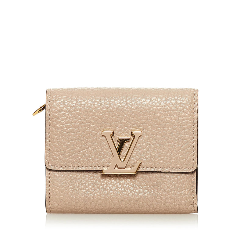 Products by Louis Vuitton: Capucines Wallet