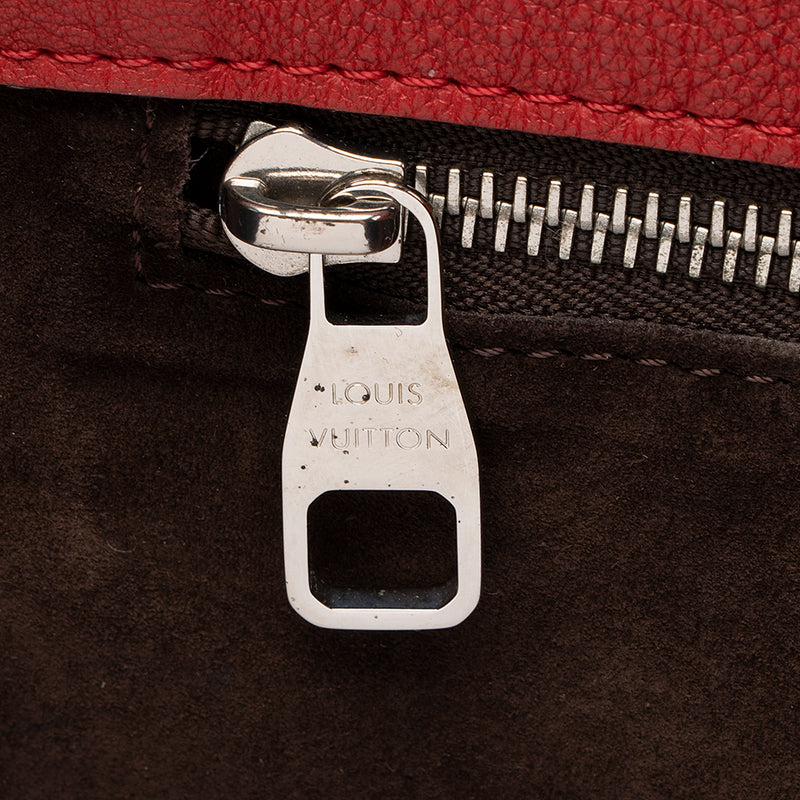 Louis Vuitton Veau Cachemire Tuffetage W BB Bag (SHF-19468) – LuxeDH