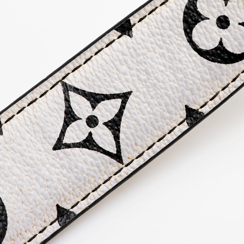 Louis Vuitton Epi Leather Twist PM Shoulder Bag (SHF-CfpCc0) – LuxeDH